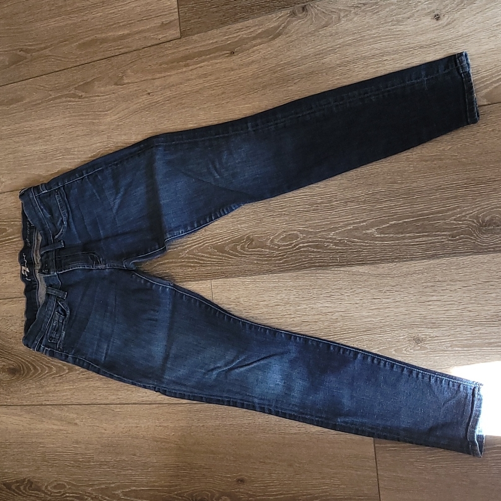 7 for All Mankind Gwenevere. Size 27.  Zipper needs replacing.